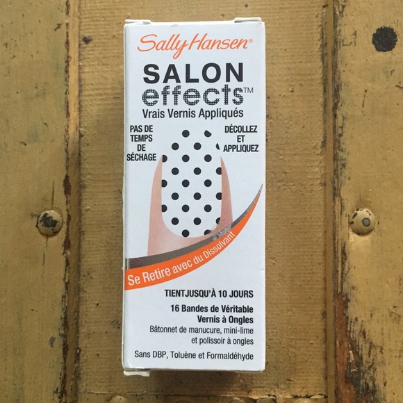 NIB SALLY HANSEN MANICURE NAIL STICKERS 1 SET - Picture 1 of 3